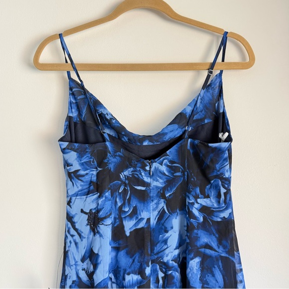 NWT Lulus Beautiful Persona Blue Floral Chiffon Cowl A-Line Midi Dress Small - Picture 8 of 9